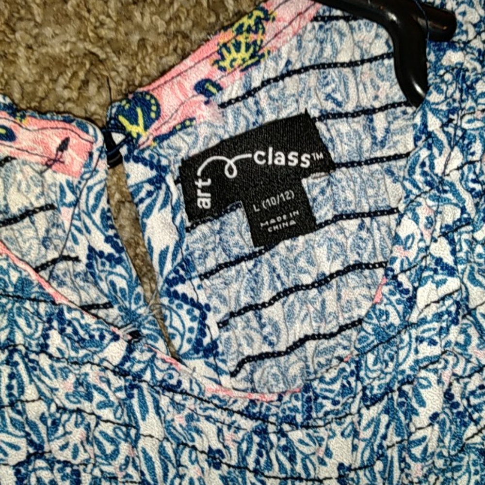 Dress - Picture 3 of 5
